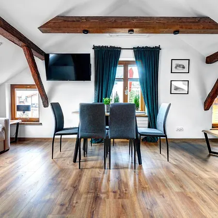 Kamelia-apartamenty * Krynica Zdroj